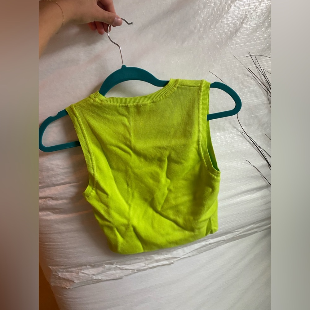 Zara cropped halter top, neon green, knitted texture - Picture 2 of 3